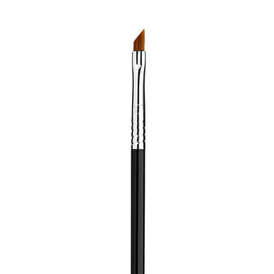 Brush - E06 WINGED LINER™ BRUSH